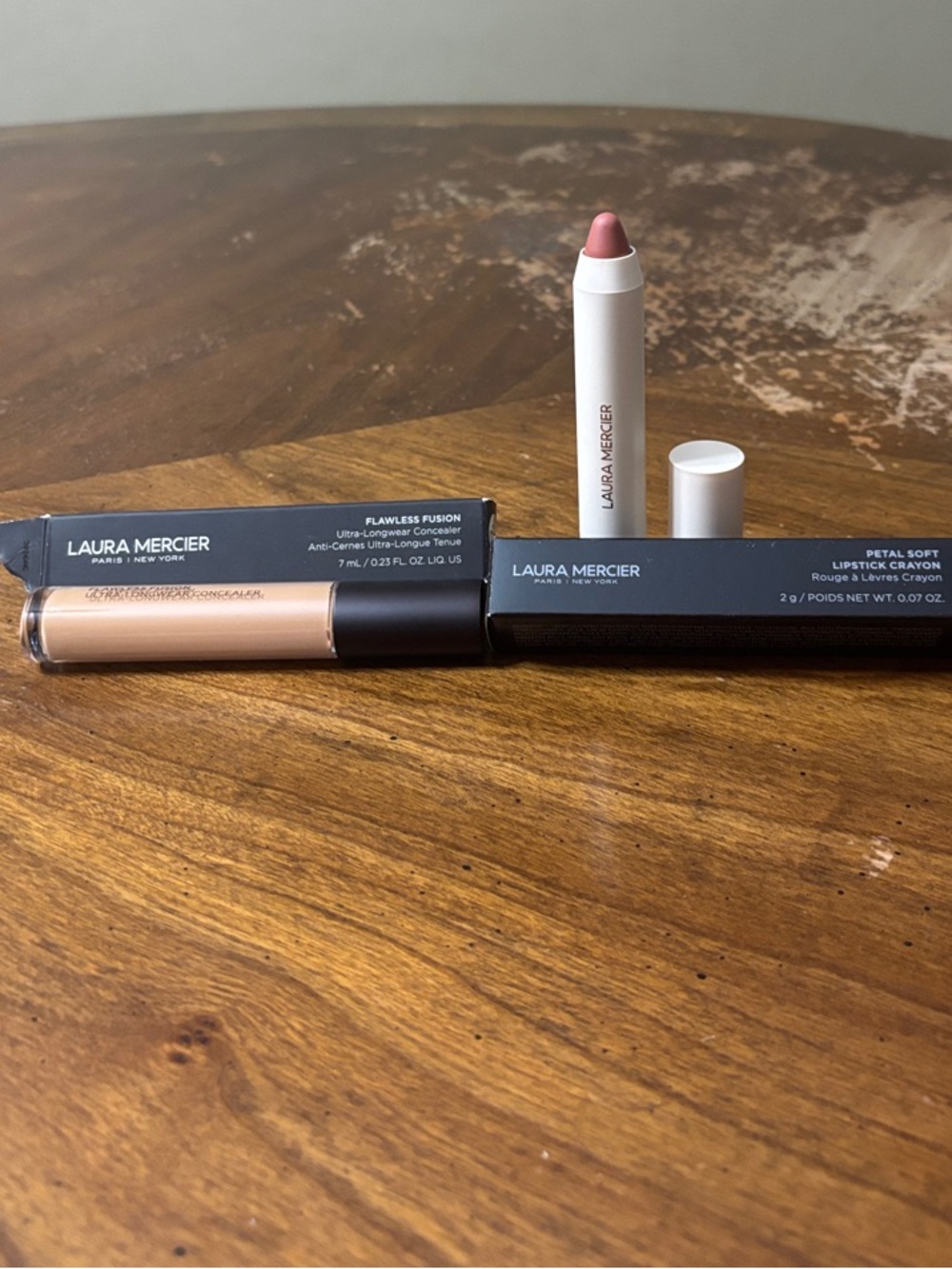 laura mercier petal soft Lipstick Crayon & Flawless Fusion Concealer